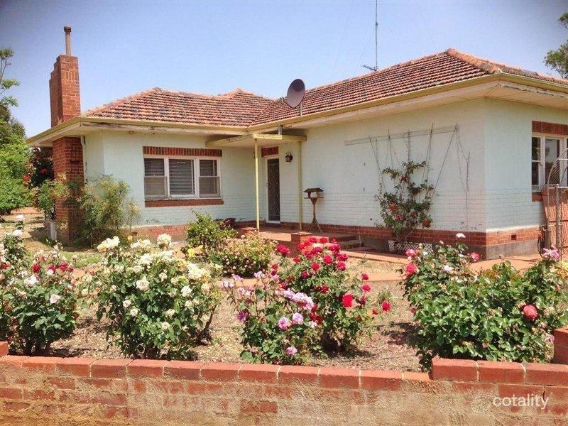 80 Brookton Hwy, Brookton, WA 6306