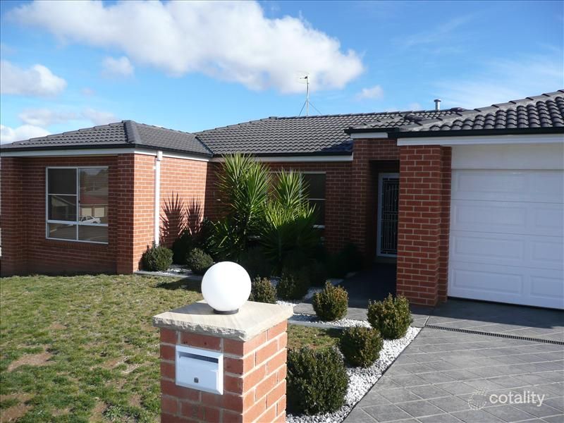 21 Booth Cres, Orange, NSW 2800
