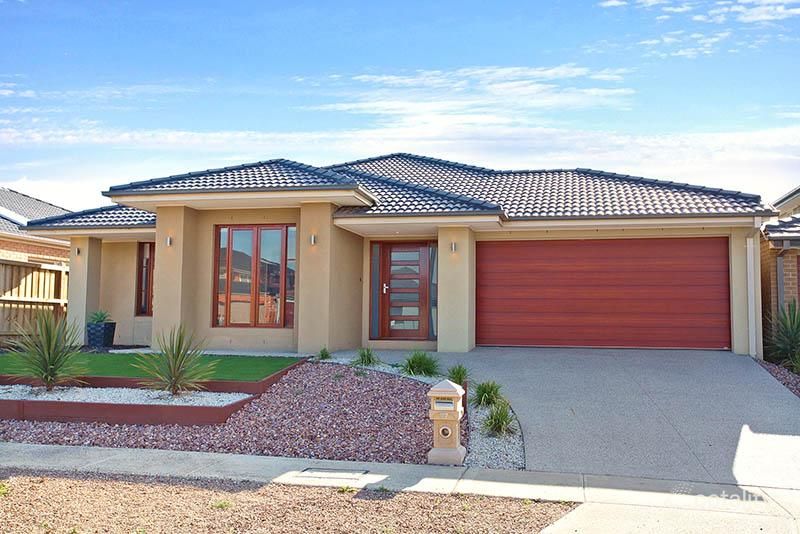 97 Malibu Bvd, Point Cook, VIC 3030