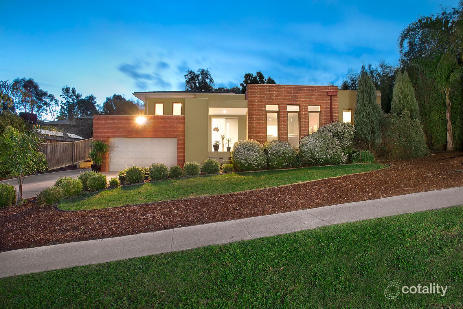 31 Brownlow Dr, Diamond Creek, VIC 3089