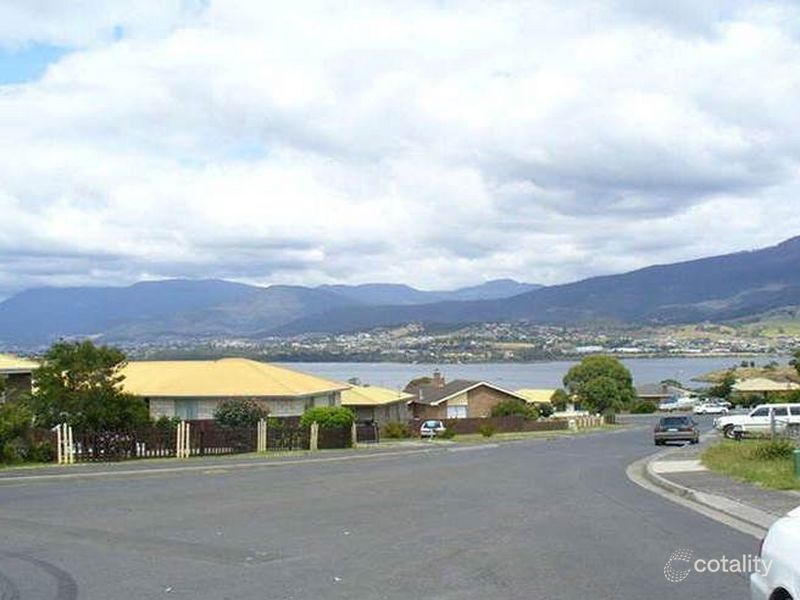 6 Burge Pl, Herdsmans Cove, TAS 7030