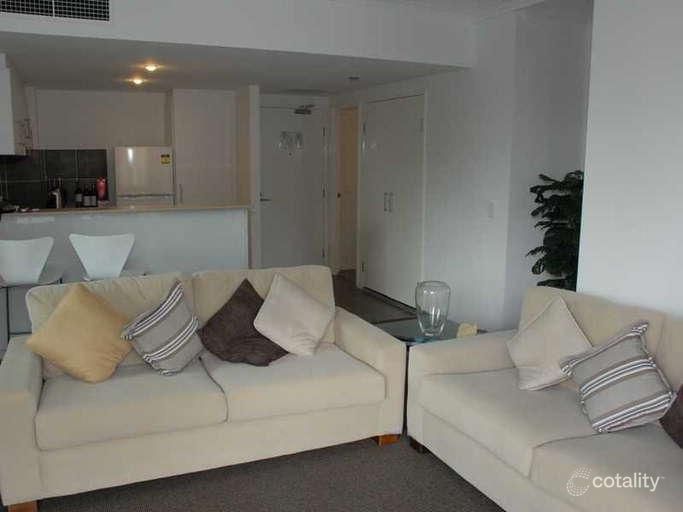 1094/1 Ocean St, Burleigh Heads, QLD 4220