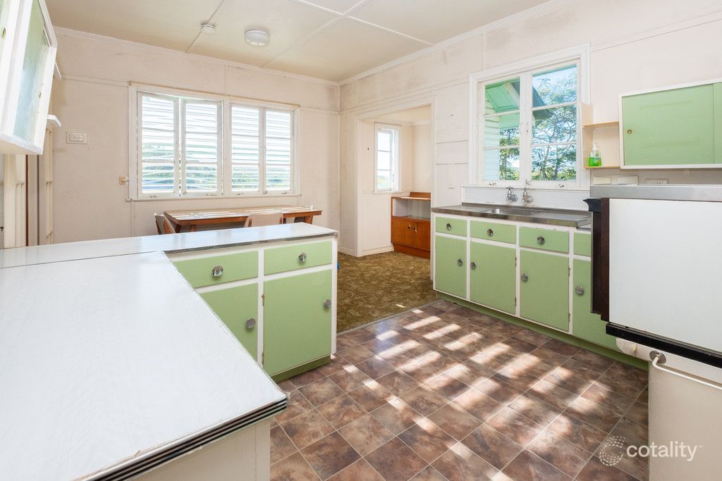 11 Opal St, Holland Park, QLD 4121