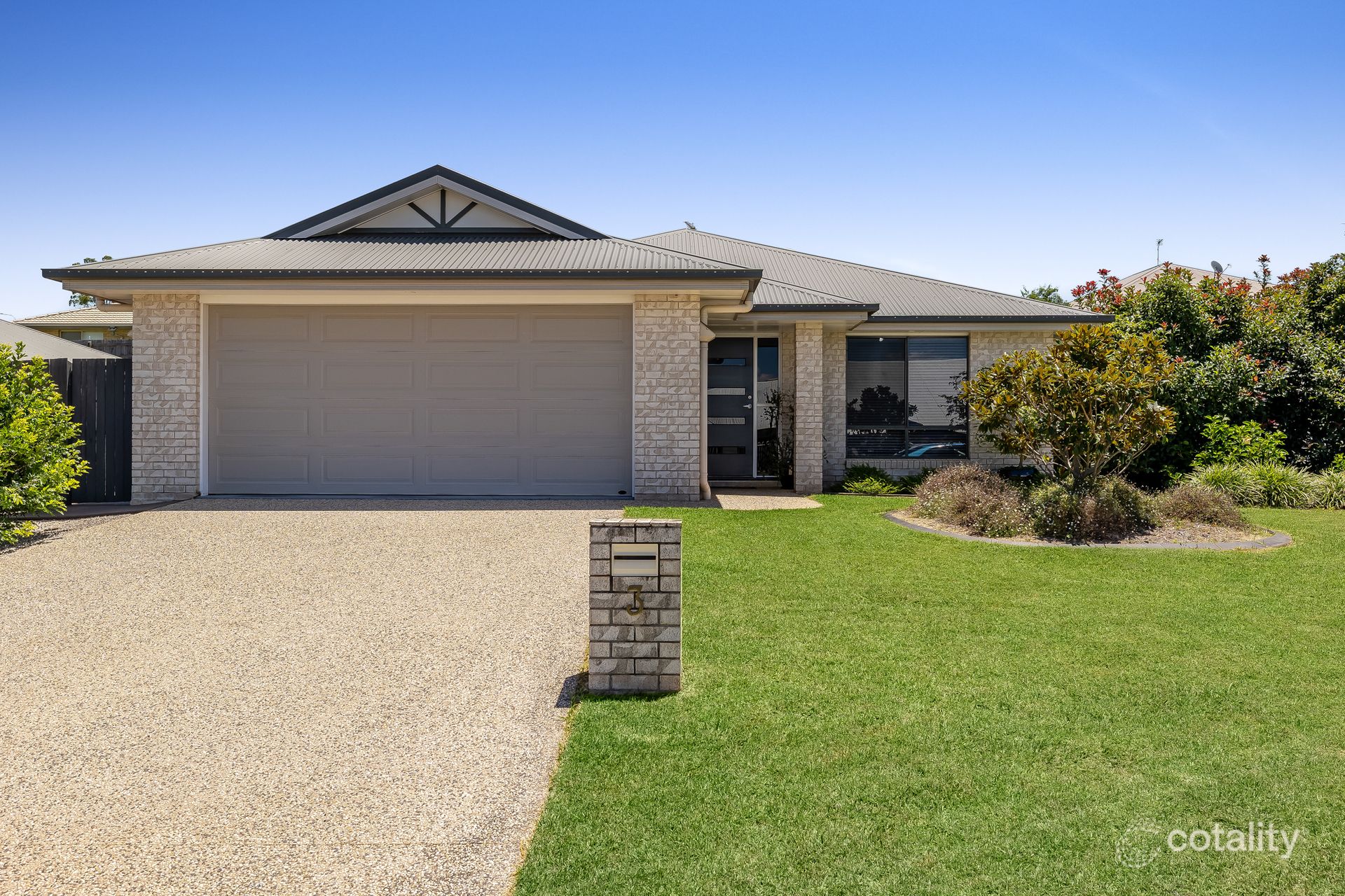 3 Gaudron Cl, Wilsonton Heights, QLD 4350