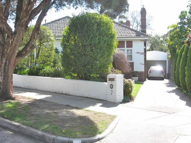 7 Fairmont Ave, Camberwell, VIC 3124