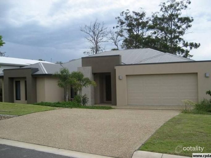 9 Picnic Creek Dr, Coomera, QLD 4209