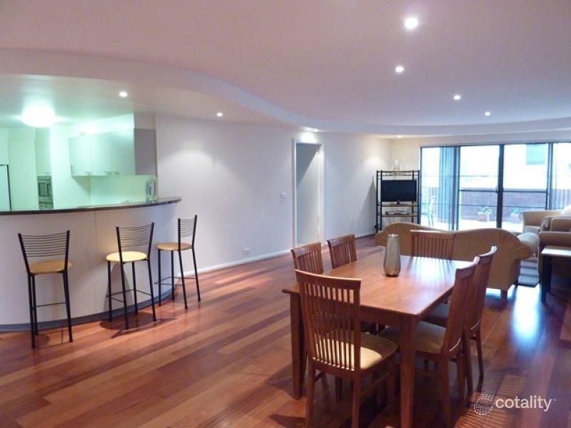 13/15-17 Eldridge Cres, Garran, ACT 2605