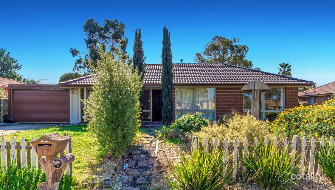 8 Balliol Cmmn, Sunbury, VIC 3429