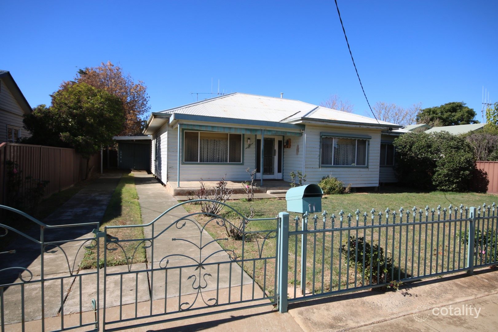 11 Queen St, Rochester, VIC 3561