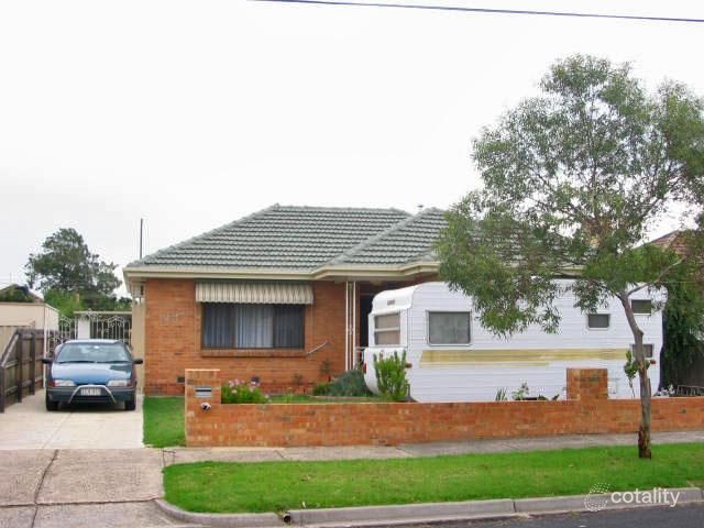 5 Maude Ave, Glenroy, VIC 3046