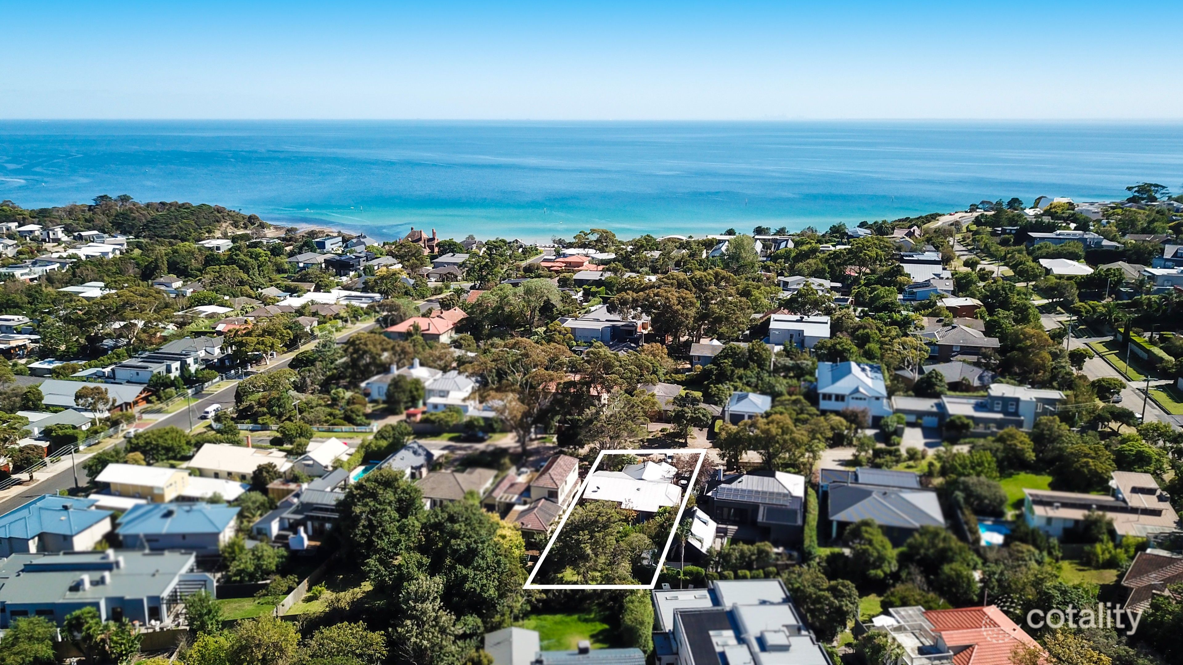 8 Whitby St, Mornington, VIC 3931