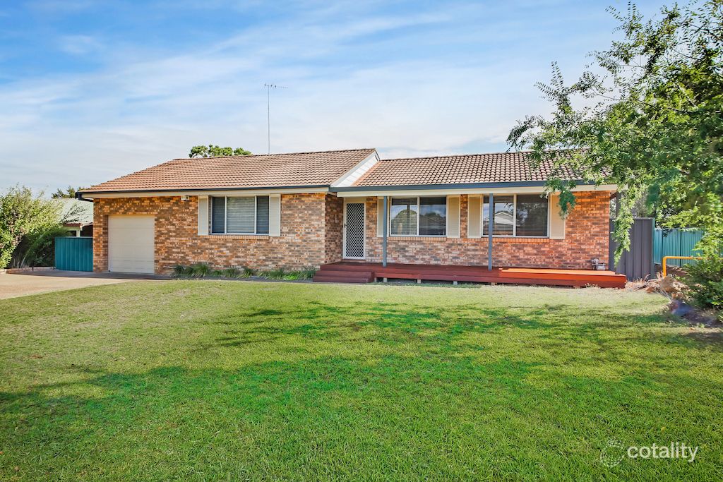 13 Dawson Ave, Camden South, NSW 2570