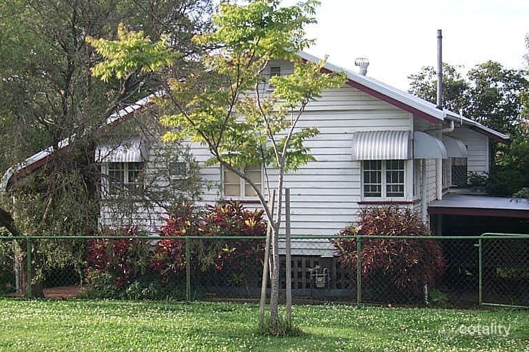 12 Gurley St, Wavell Heights, QLD 4012