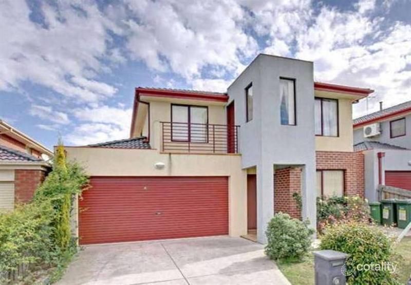 8 Malabar St, Roxburgh Park, VIC 3064