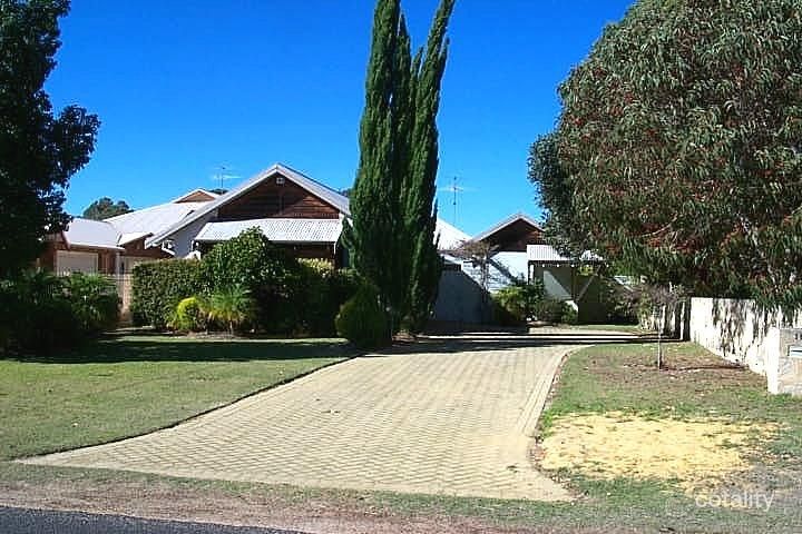 16 Culeenup Rd, North Yunderup, WA 6208