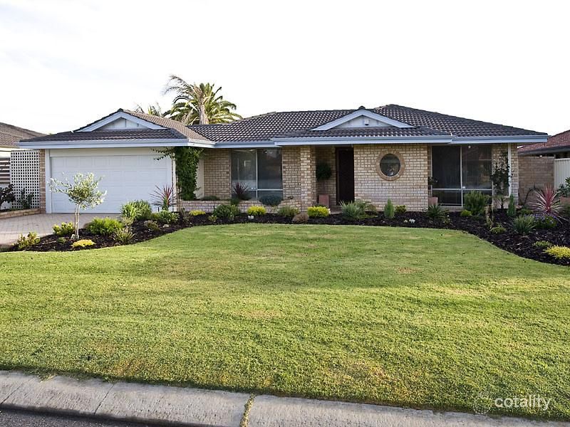 77 La Spezia Dr, Secret Harbour, WA 6173