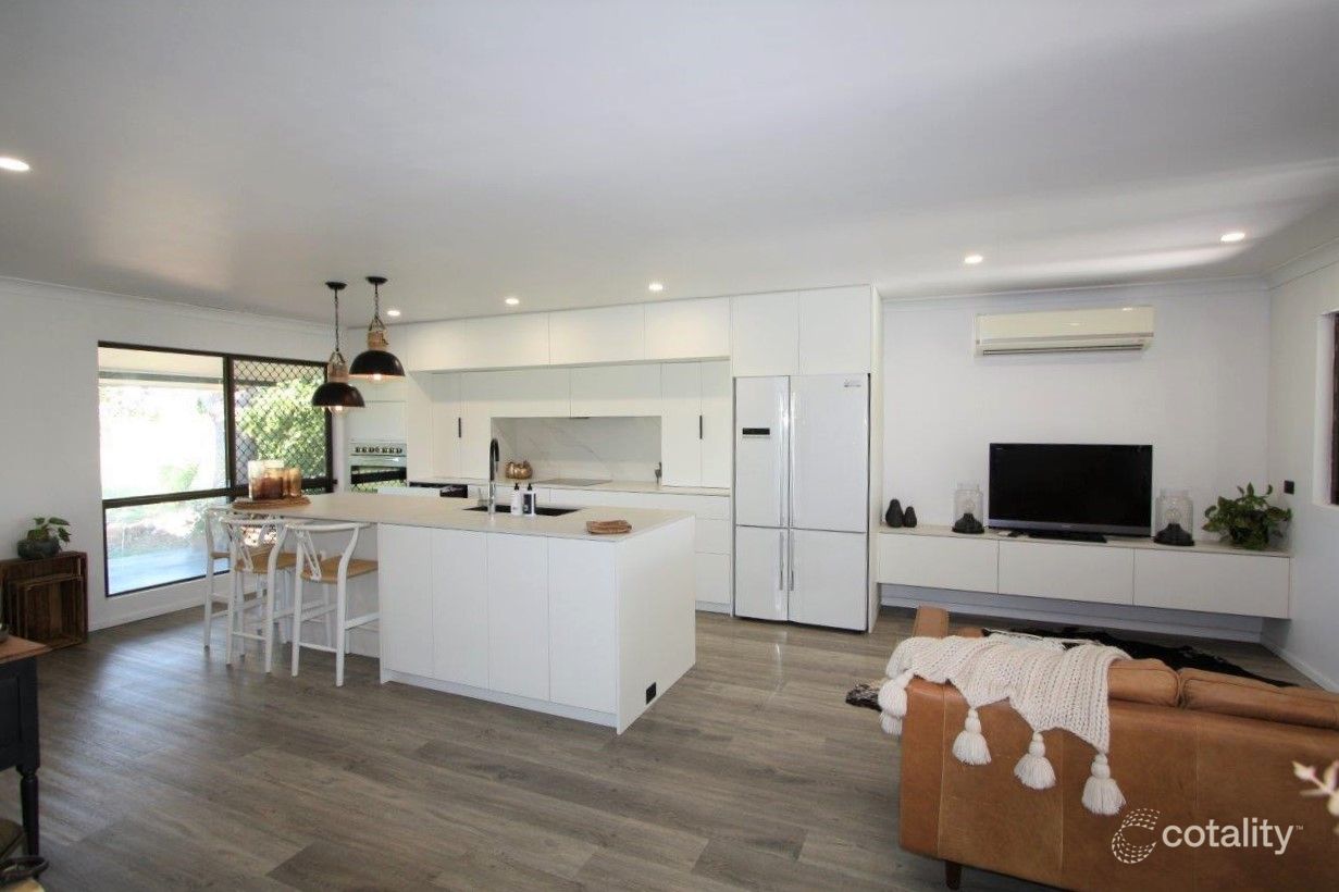 33 Curtis Rd, Broughton, QLD 4820