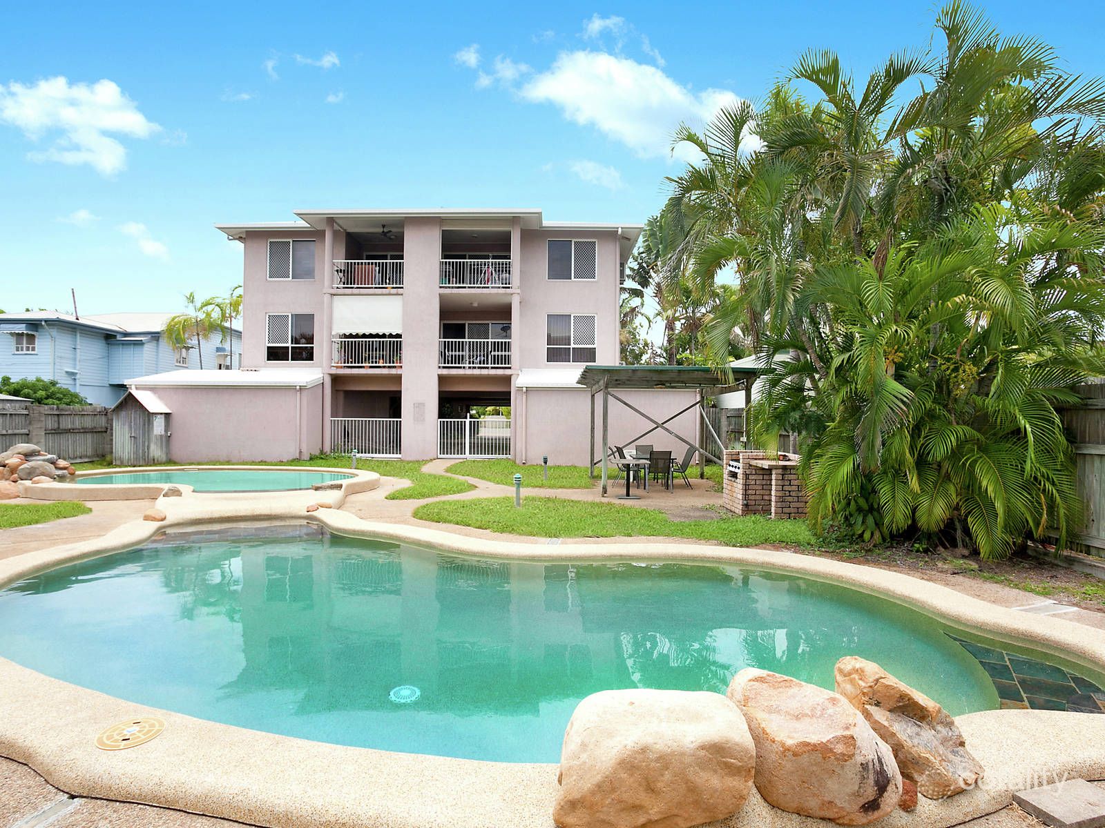 4/65 Cook St, North Ward, QLD 4810