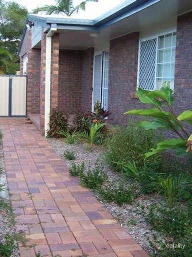 731 Boat Harbour Dr, Urangan, QLD 4655