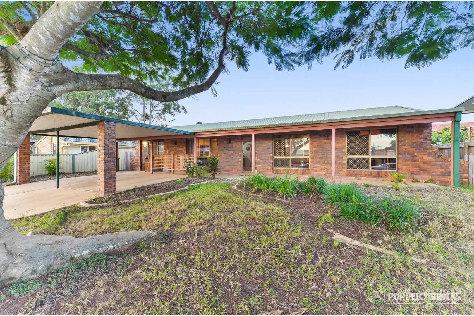 33 Woodlands Ave, Petrie, QLD 4502