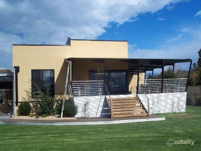 25 Mallard Cl, Newlands Arm, VIC 3875