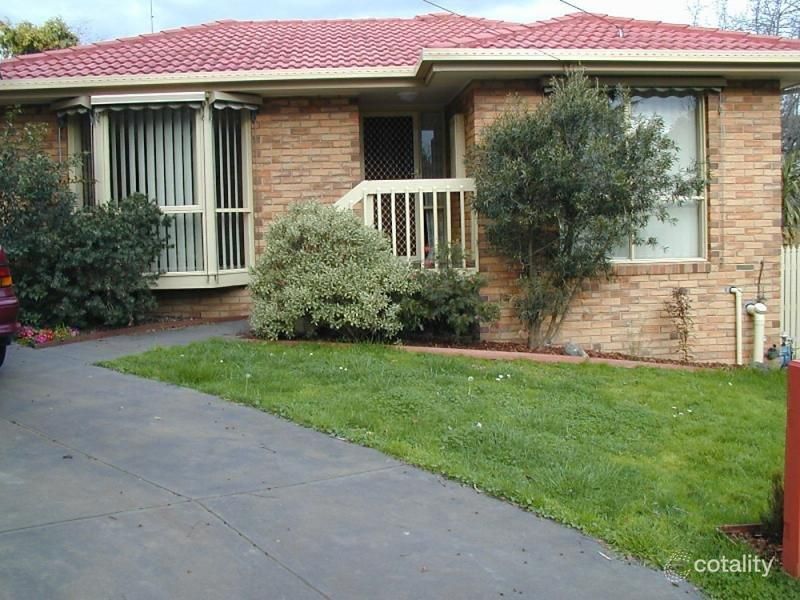3 Dawson Rd, Briar Hill, VIC 3088