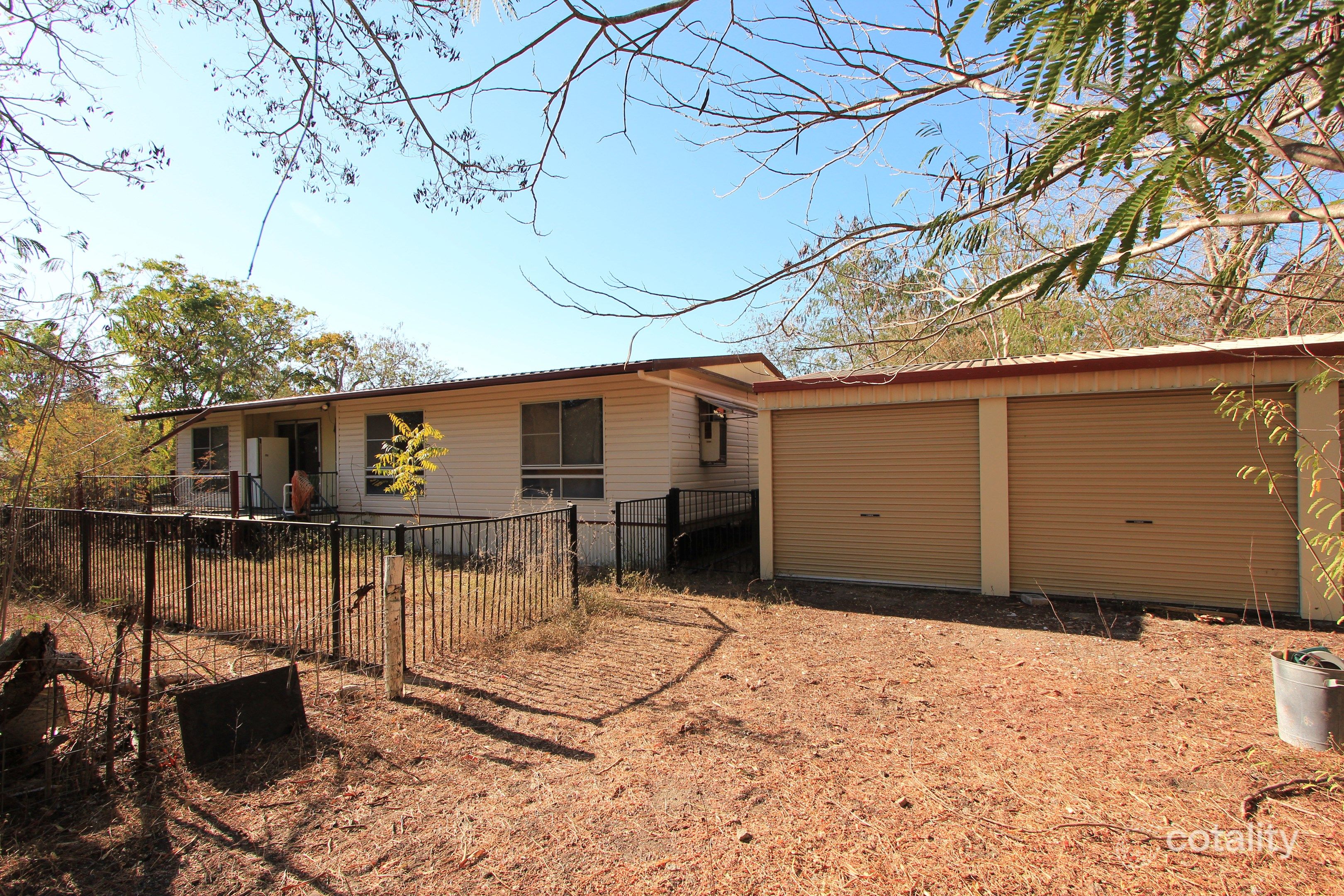 1 Hannon Ct, Alligator Creek, QLD 4816