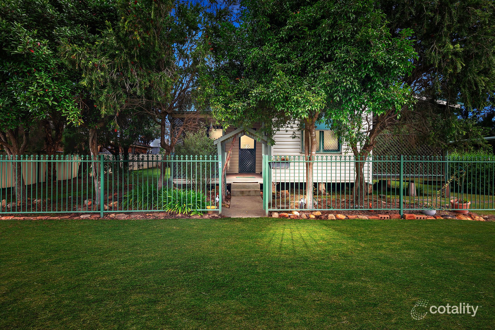 45 Alexander St, Ellalong, NSW 2325