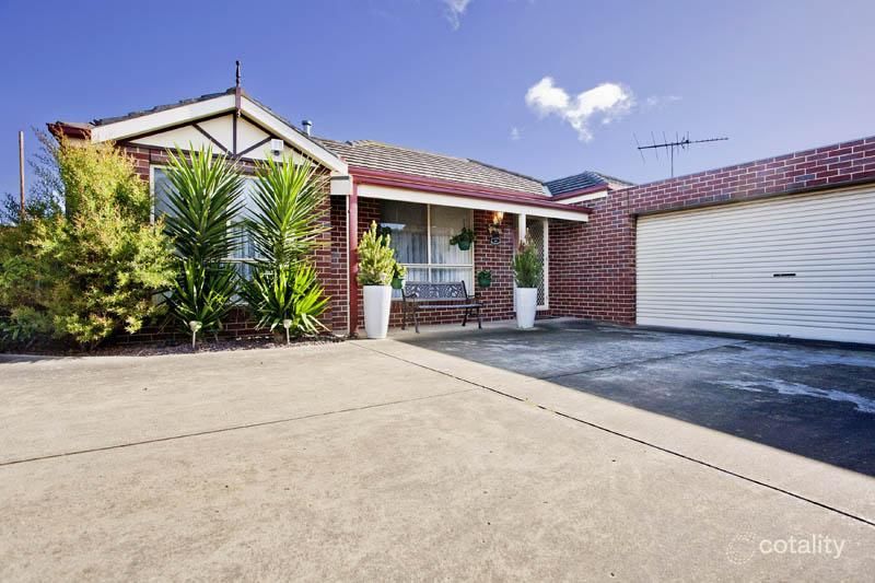 2/54 Vines Rd, Hamlyn Heights, VIC 3215