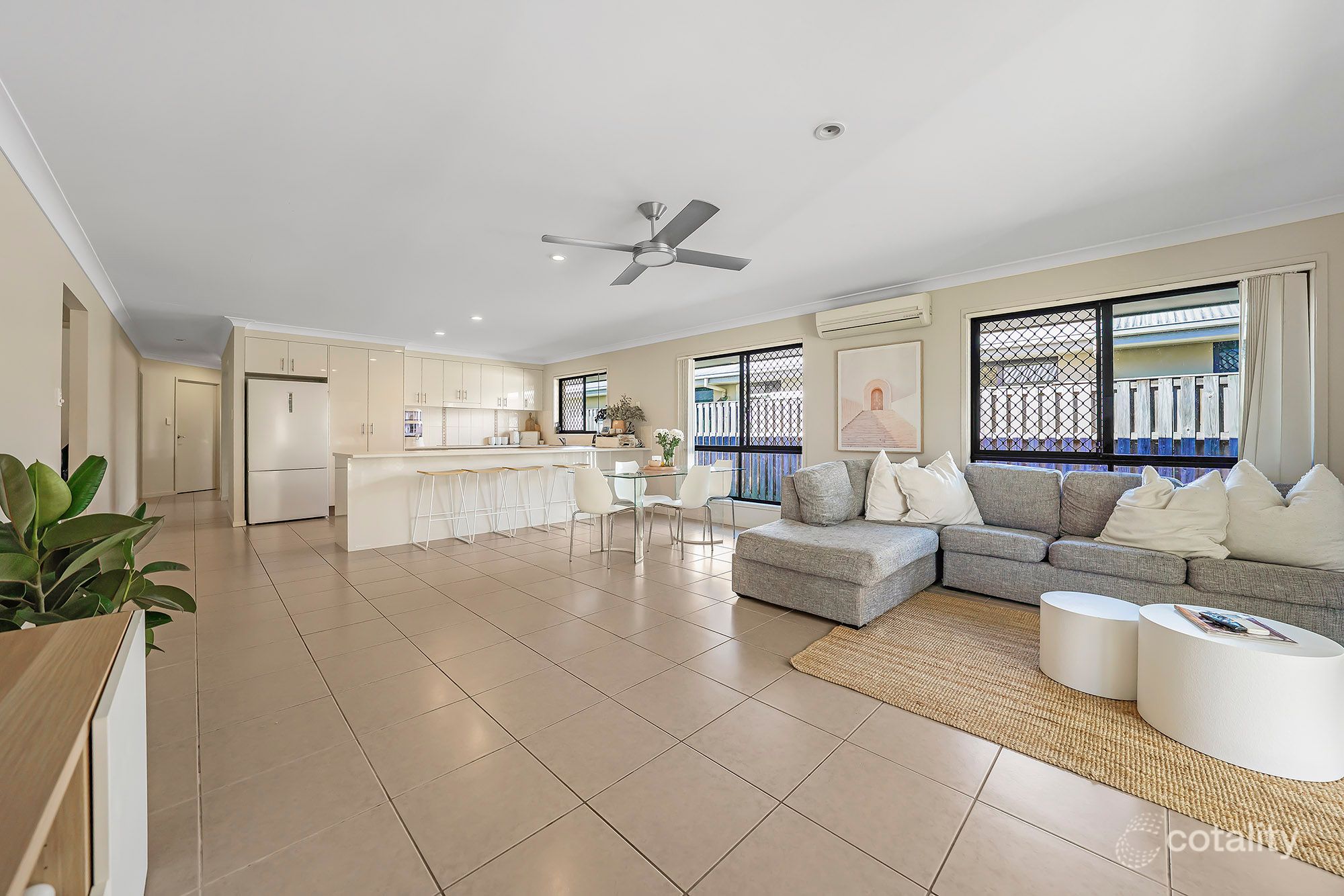 110 Observatory Dr, Reedy Creek, QLD 4227
