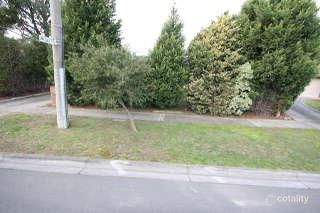 5 Leighton Rd, Bayswater North, VIC 3153