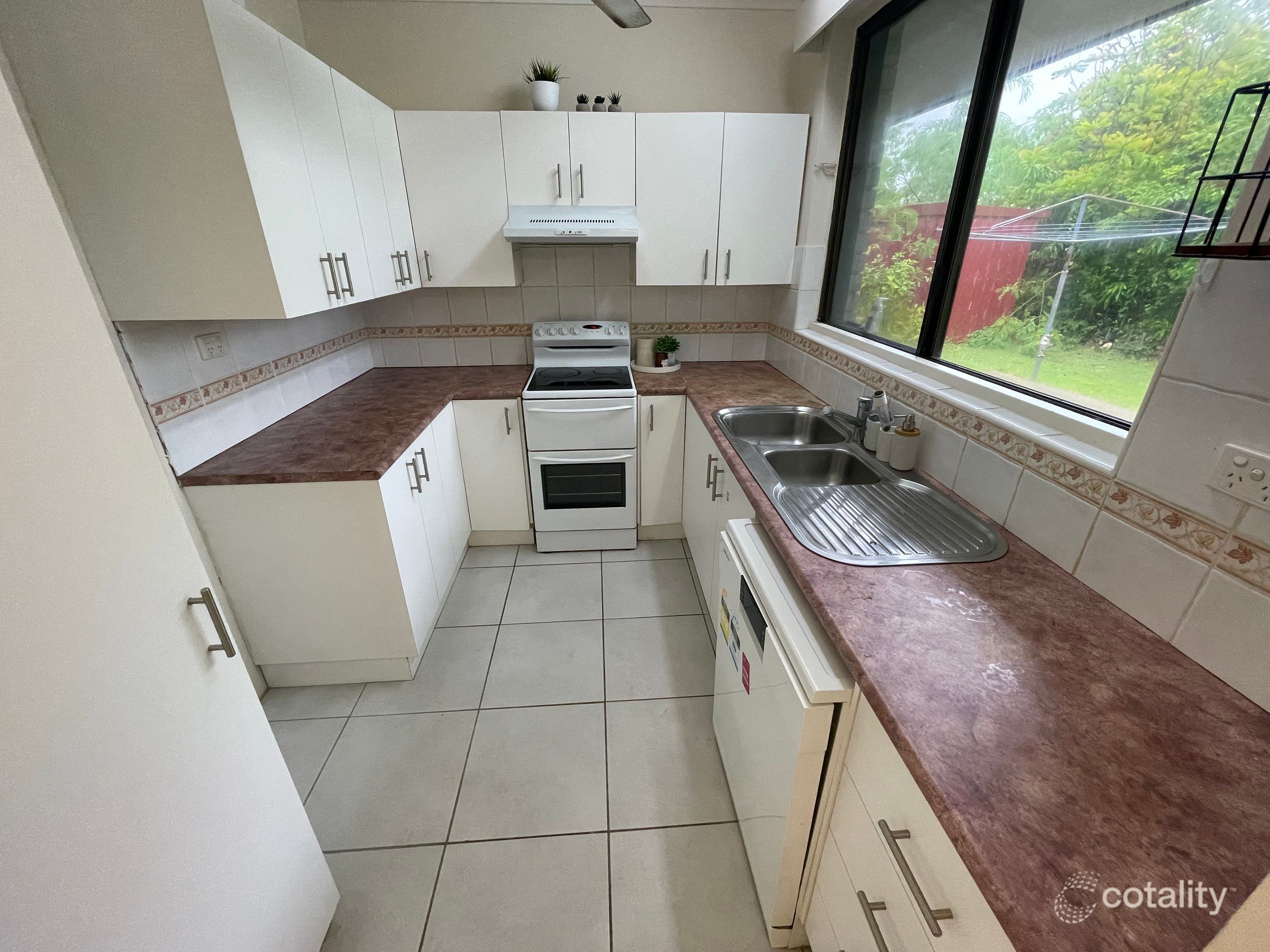 69 Glencoe Cres, Tiwi, NT 0810