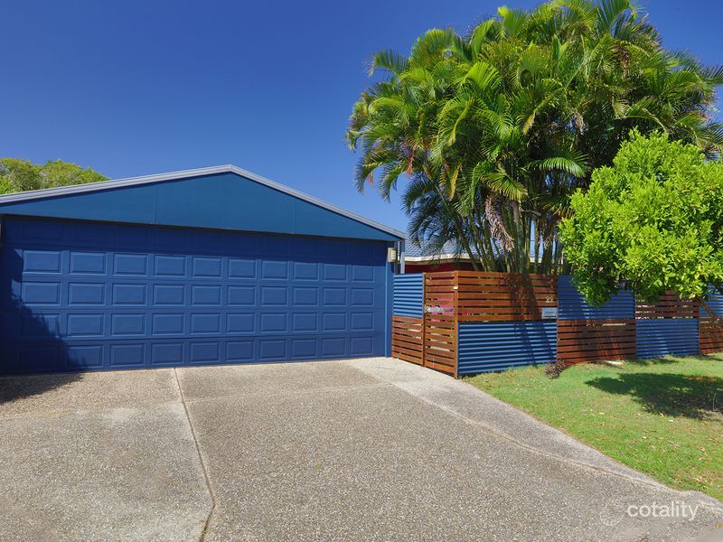 22 Peacock Cres, Bokarina, QLD 4575
