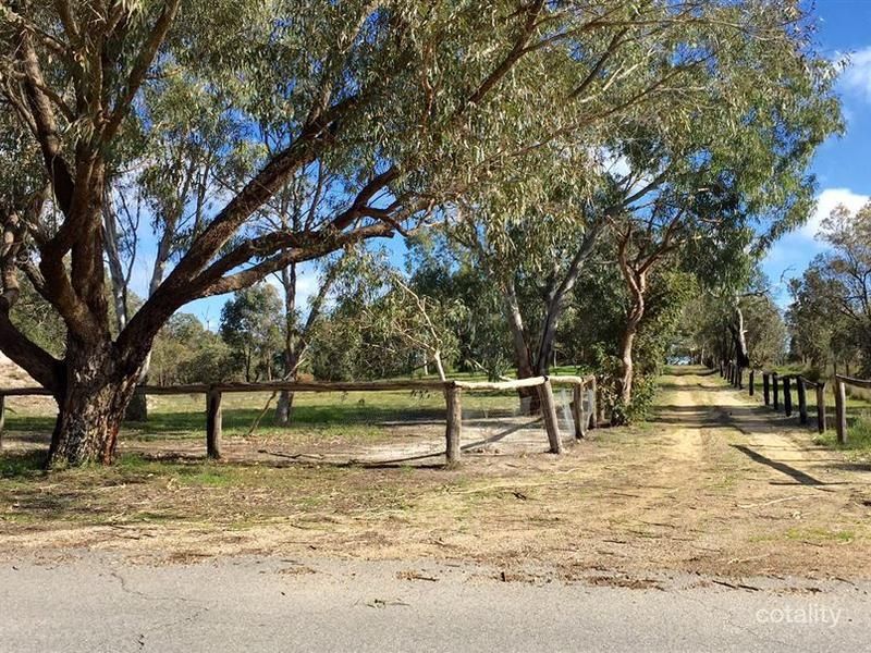 21 Lugg Pl, Casuarina, WA 6167