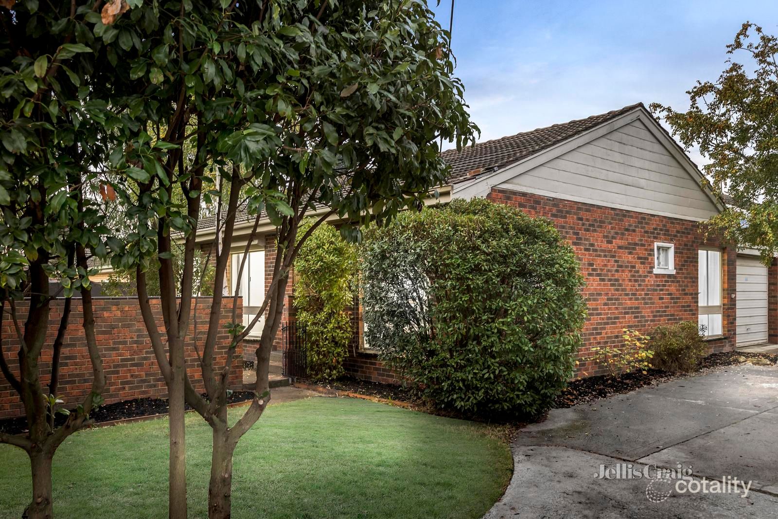 1/3 Leeds St, Doncaster East, VIC 3109