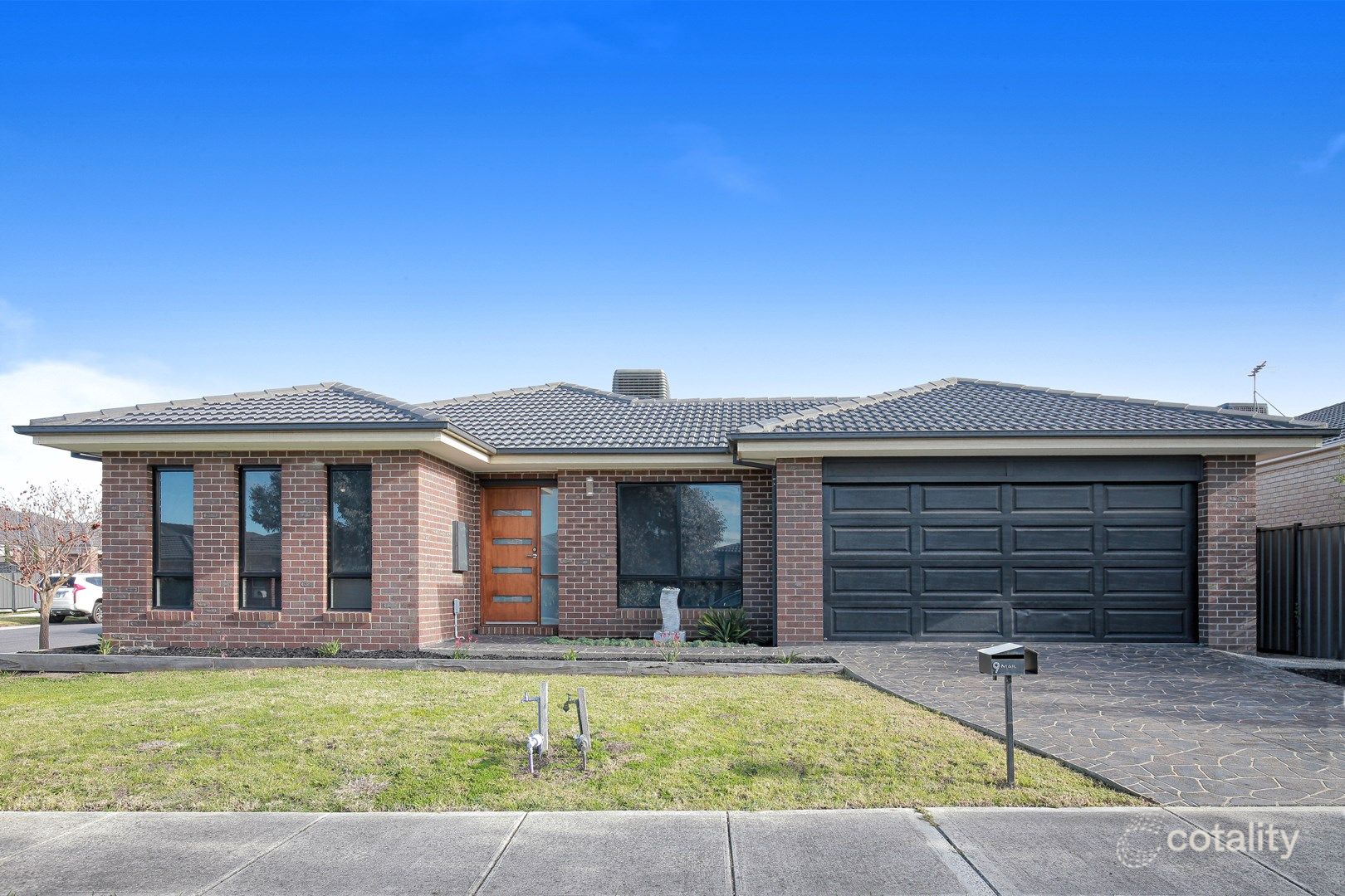 9 Fairhaven Bvd, Craigieburn, VIC 3064
