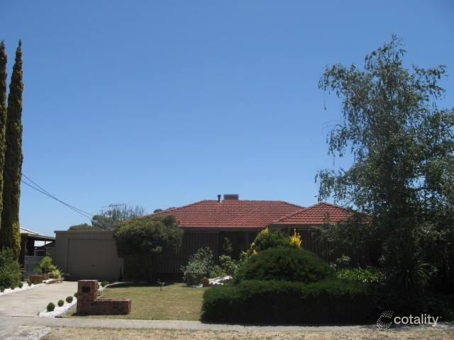 12 Warrandee Dr, Modbury North, SA 5092