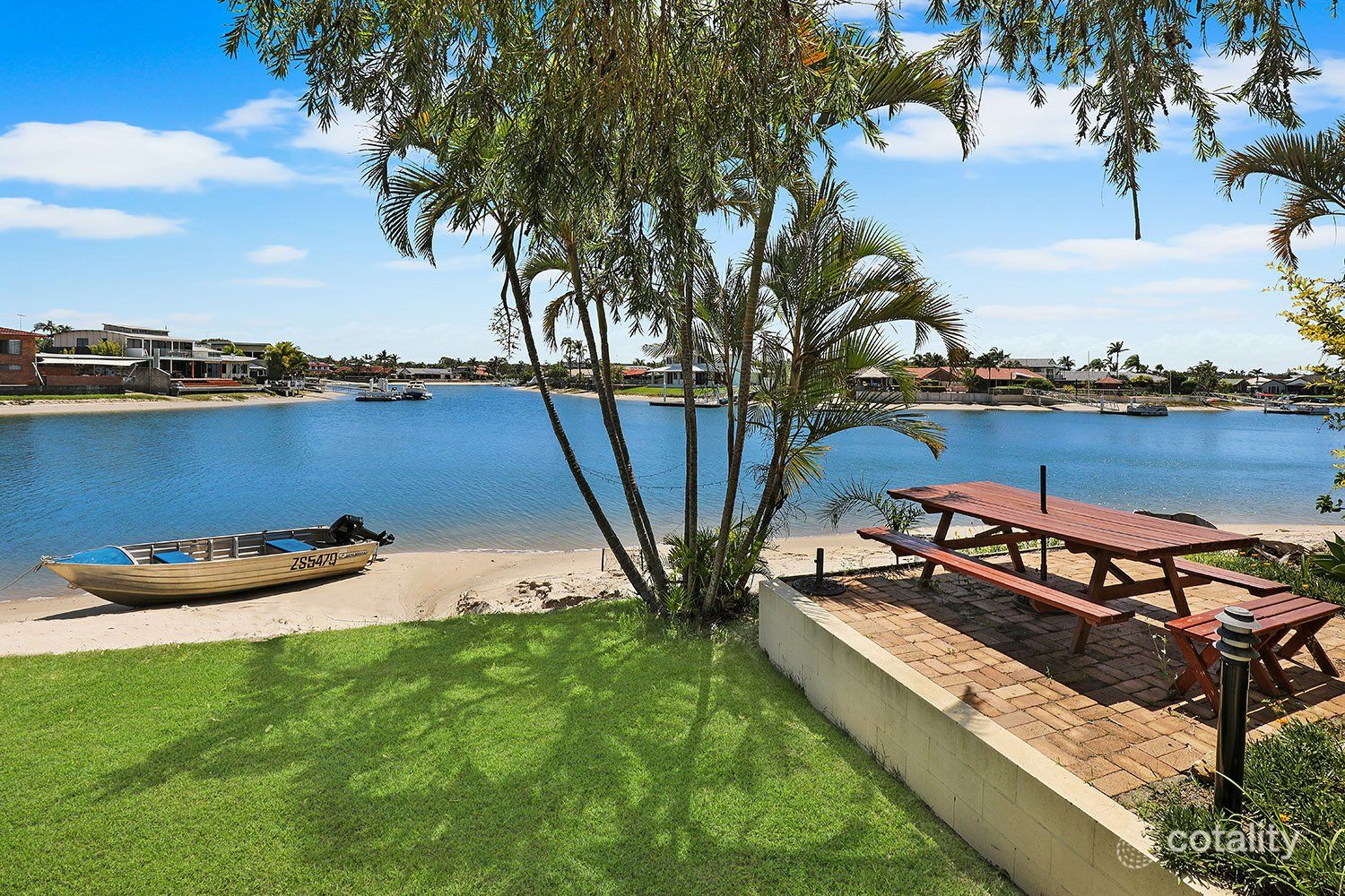 1/15-17 Woomba Pl, Mooloolaba, QLD 4557