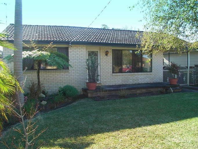 39 St James Ave, Berkeley Vale, NSW 2261