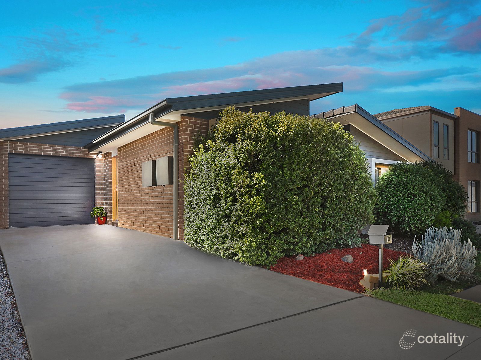 10 Yandell Way, Casey, ACT 2913