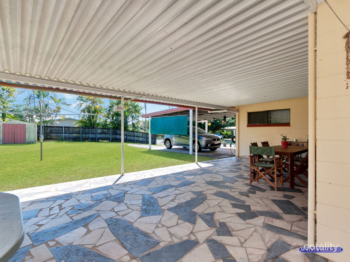 2 Karen Cl, Woree, QLD 4868