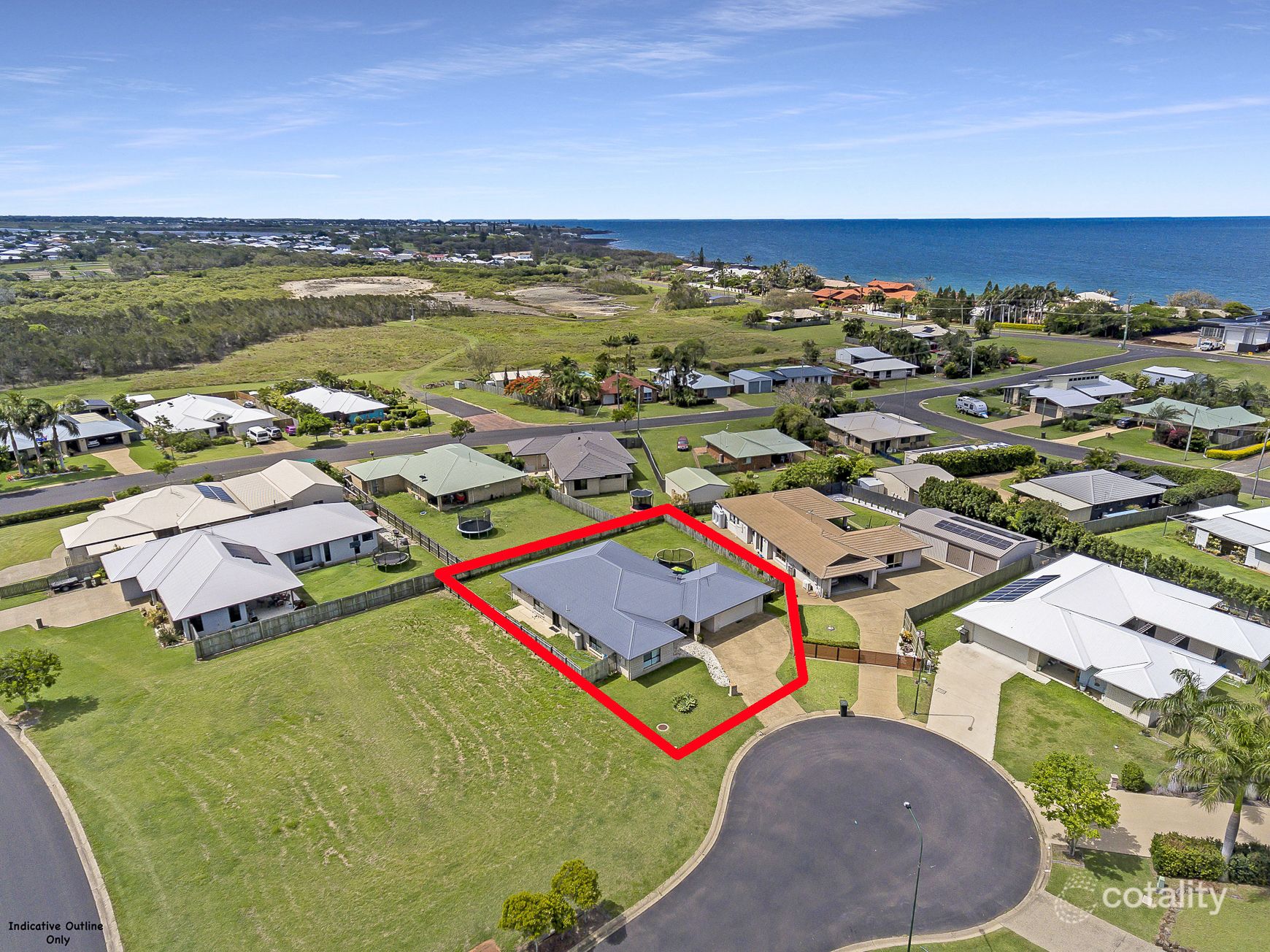 3 Daisy Ct, Coral Cove, QLD 4670