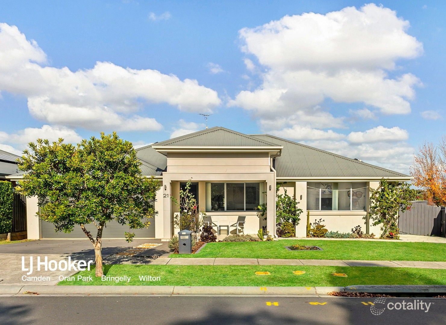 21 Holland Dr, Spring Farm, NSW 2570