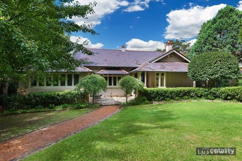 22 Highlands Ave, Gordon, NSW 2072