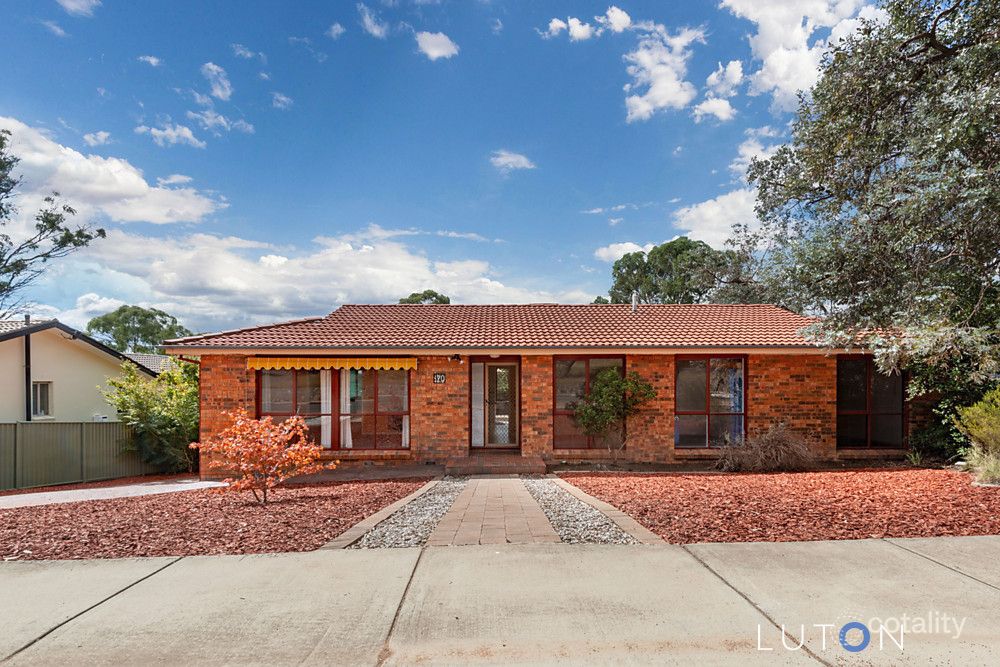 120 Learmonth Dr, Kambah, ACT 2902