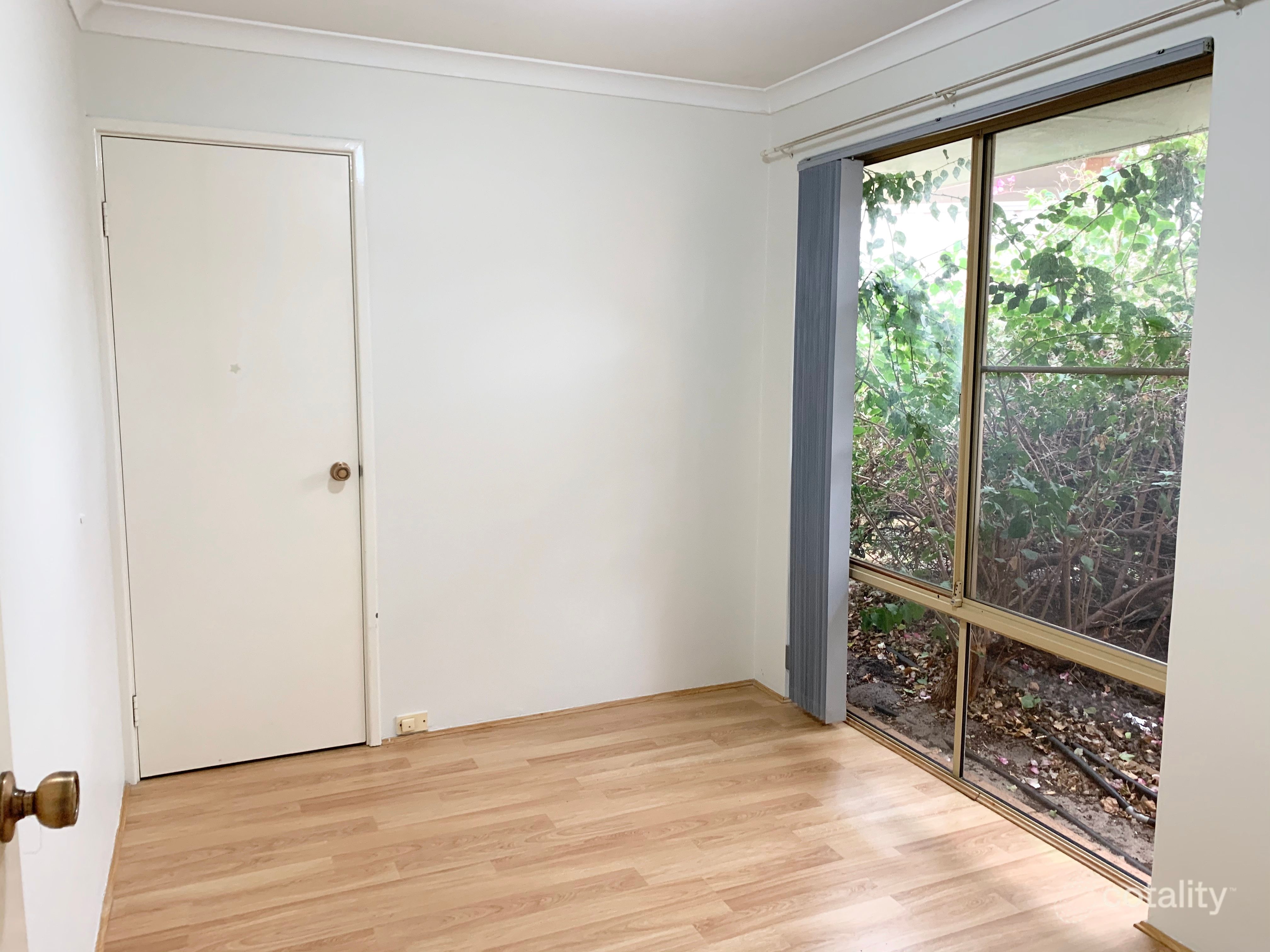 24 Pegley Dr, Parkwood, WA 6147