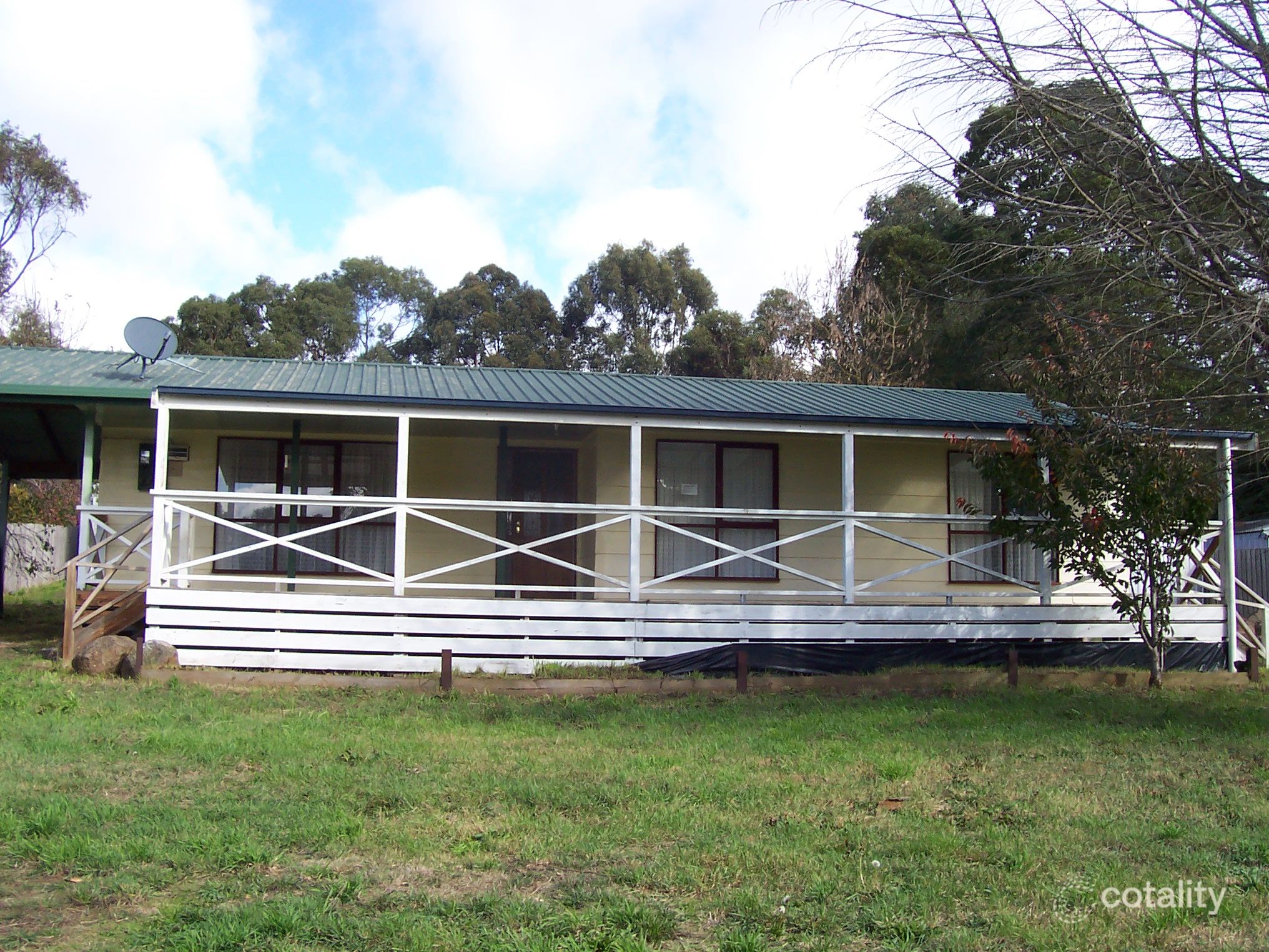 7 Main St, Gordon, VIC 3345