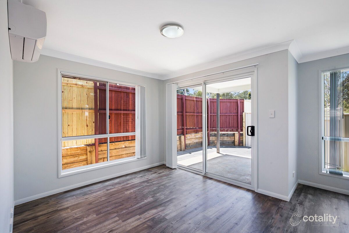 17 Lexi St, Glenvale, QLD 4350