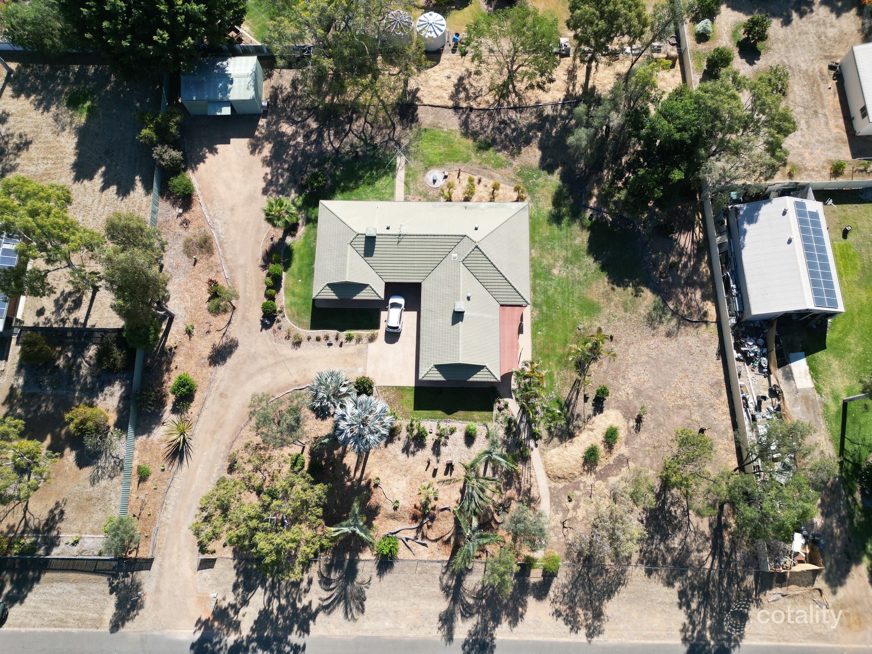 4 Oxley Ct, Emerald, QLD 4720