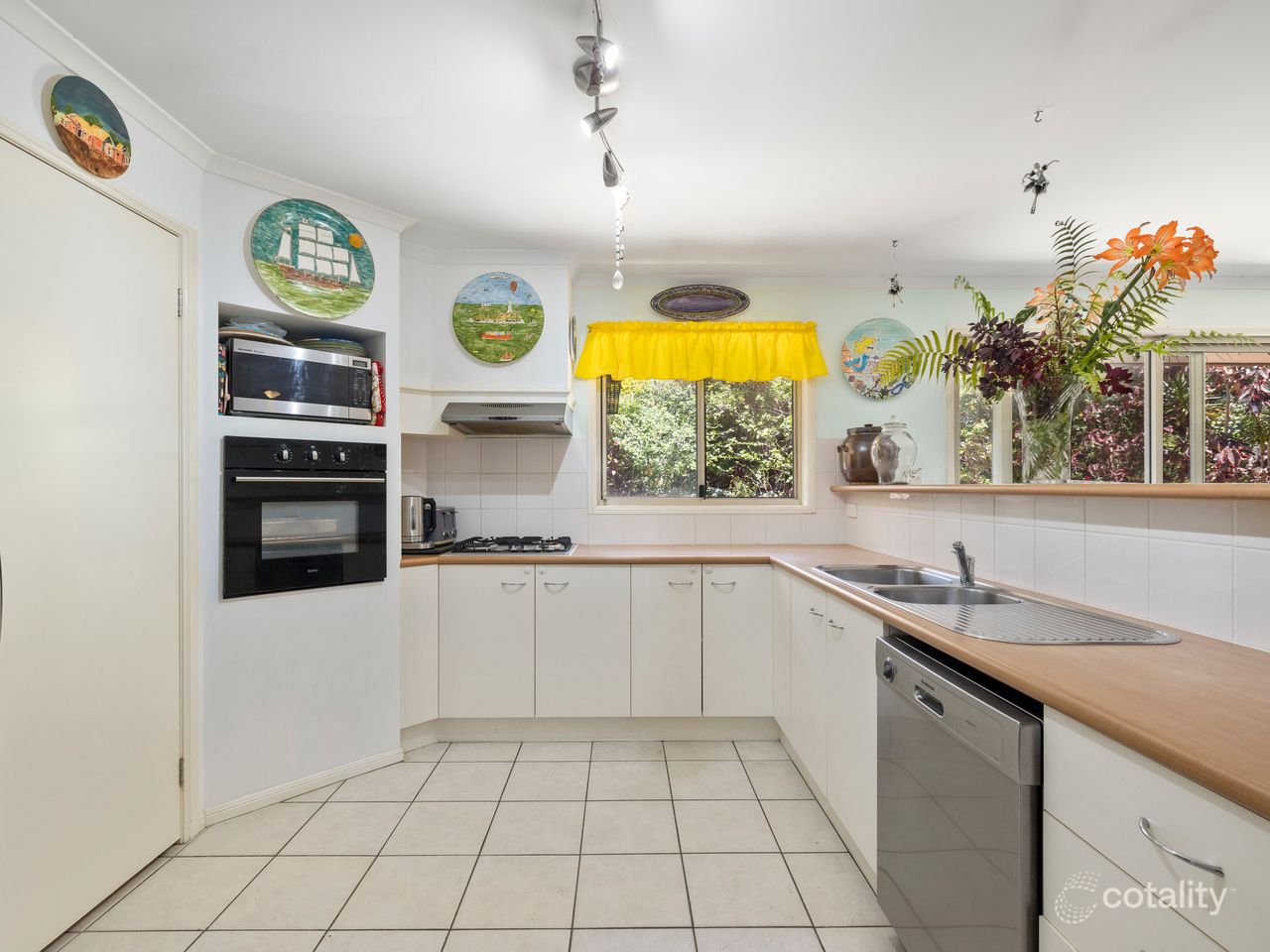 3 Leigh James Pl, Woolgoolga, NSW 2456